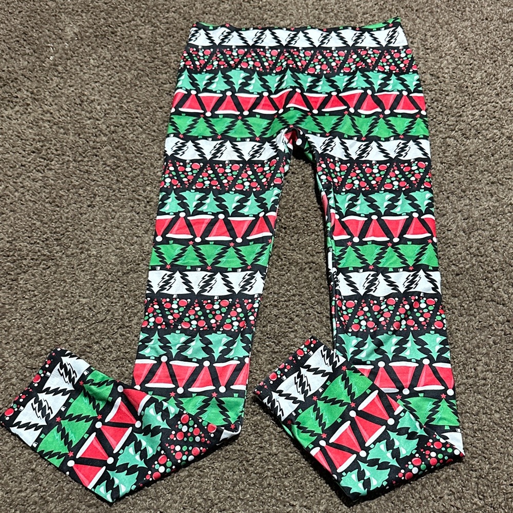 No Boundaries Festive Geometric Tree & Santa Hat Leggings Size Medium (7/9)